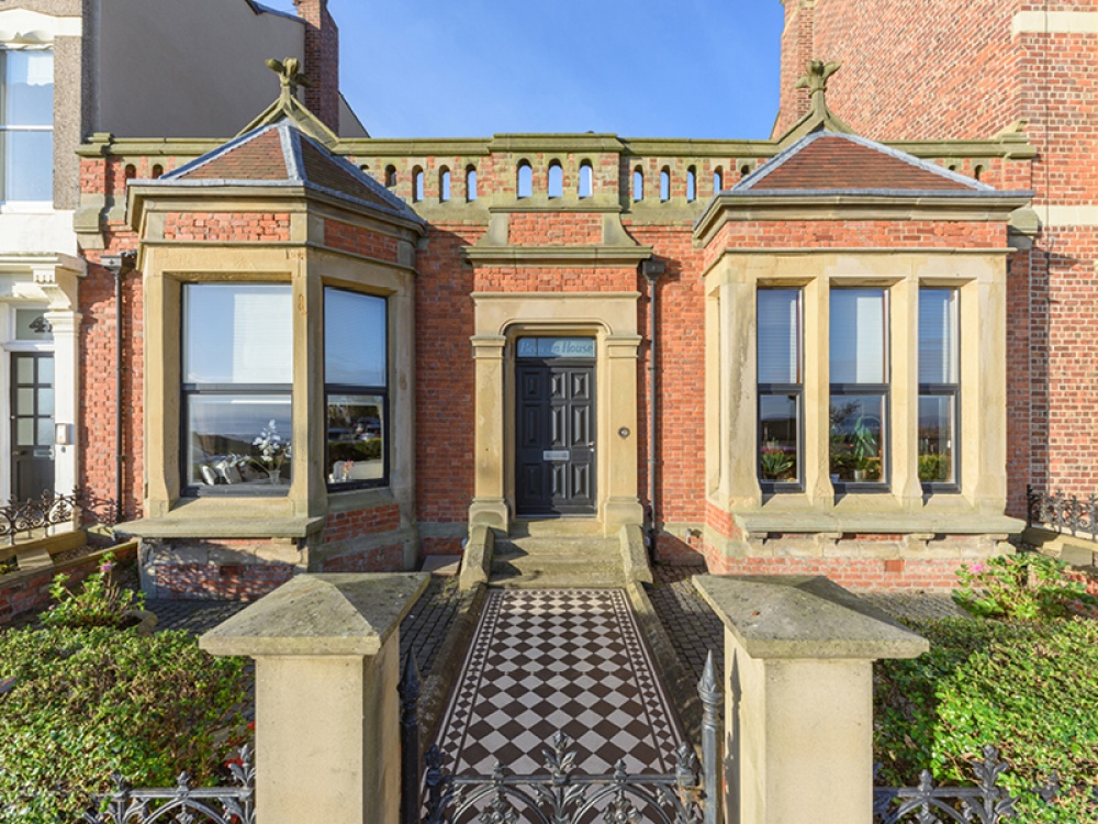 Look inside Historic Beacon House for Sale in Cullercoats Living North